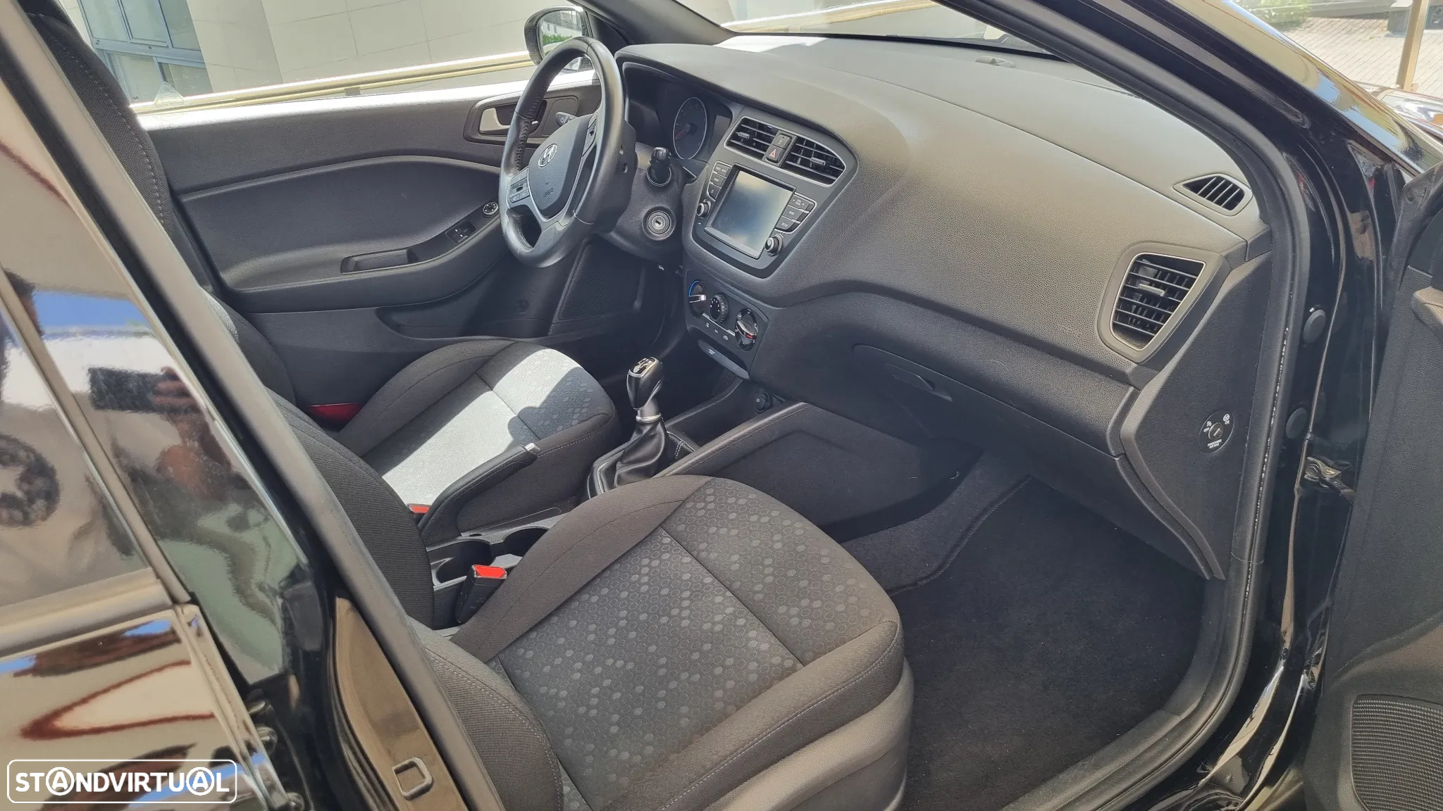 Hyundai i20 - 10