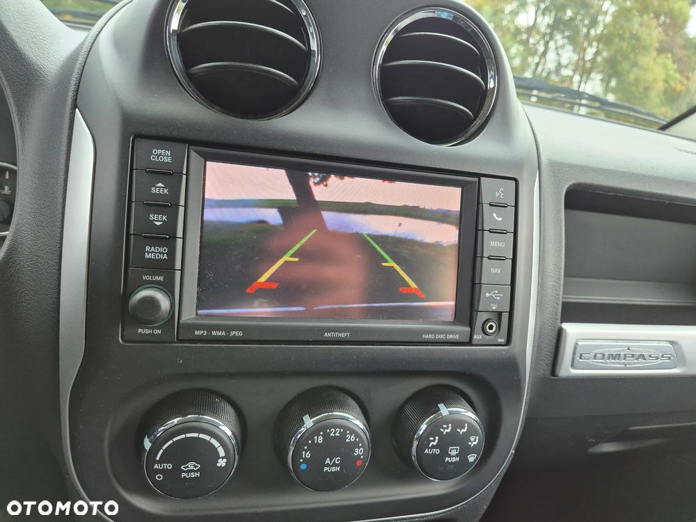 Jeep Compass - 4