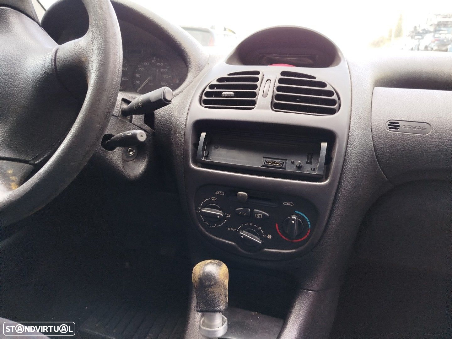 Para peças PEUGEOT 206 (2A/C) - 8