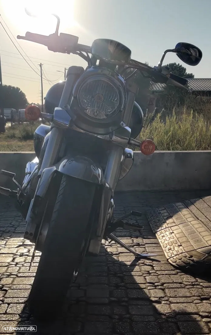 Suzuki VZR Intruder 1800 - 4
