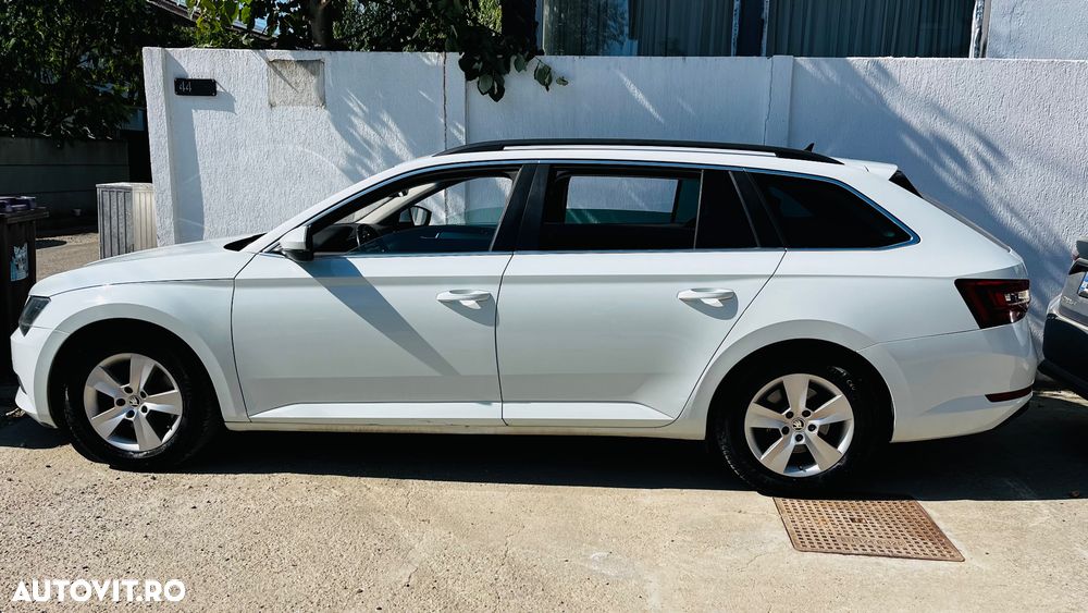 Skoda Superb 2.0 TDI DSG Style - 5