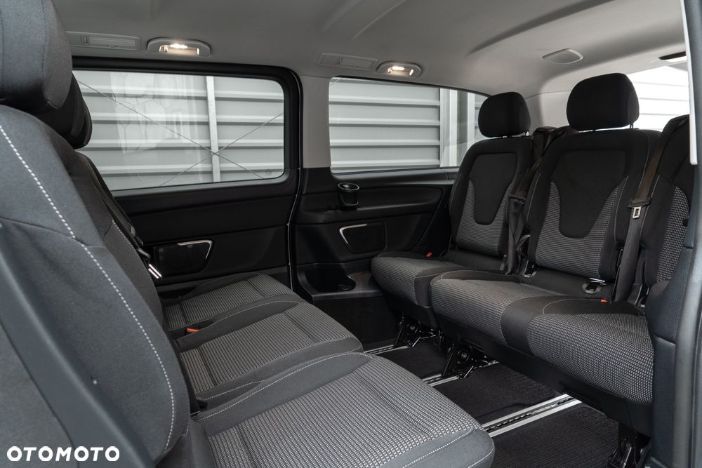 Mercedes-Benz Klasa V 300 d 4-Matic 9G-Tronic (ekstra d³) - 29