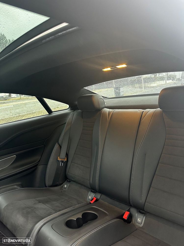 Mercedes-Benz E 300 d AMG Line - 9