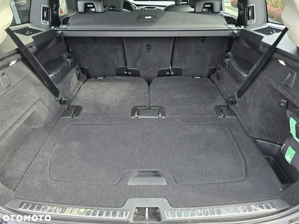 Volvo XC 90 T8 AWD Plug-In Hybrid Plus Bright 7os - 18