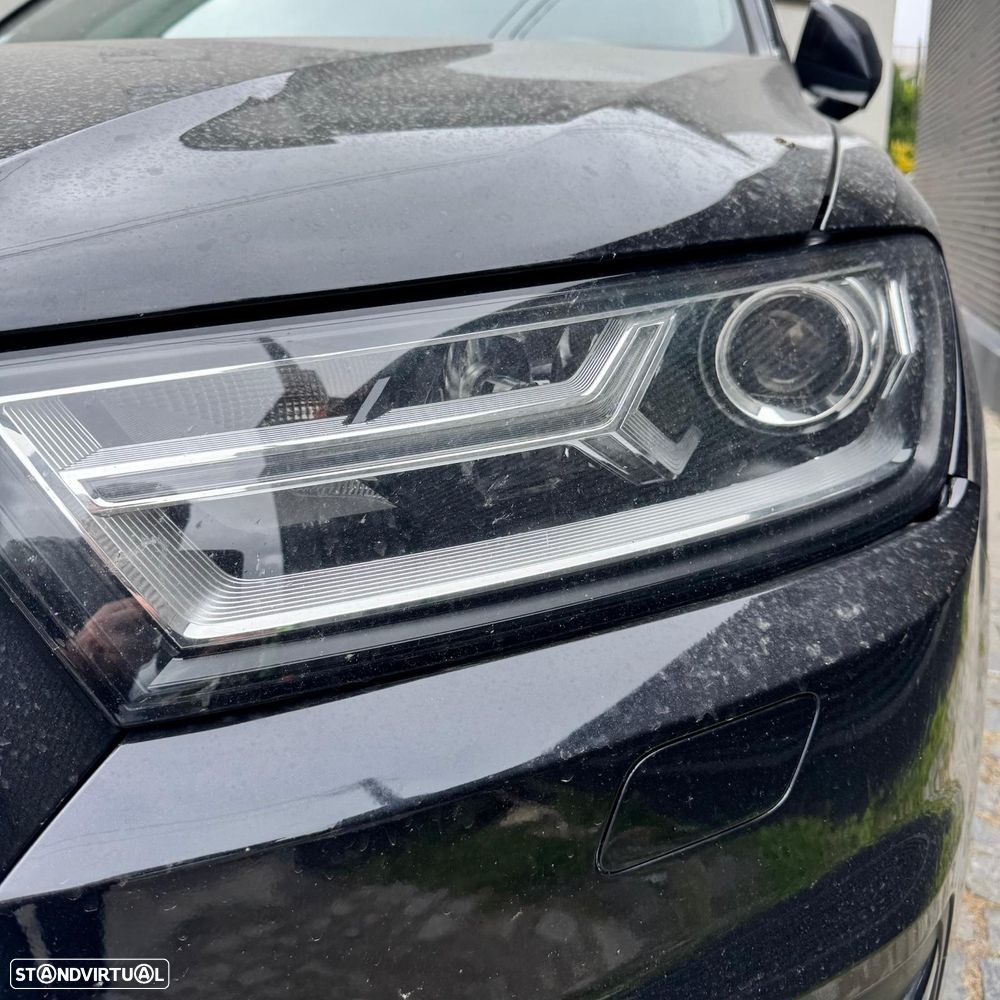 Audi Q7 3.0 TDI quattro S-line Tiptronic 7L - 9