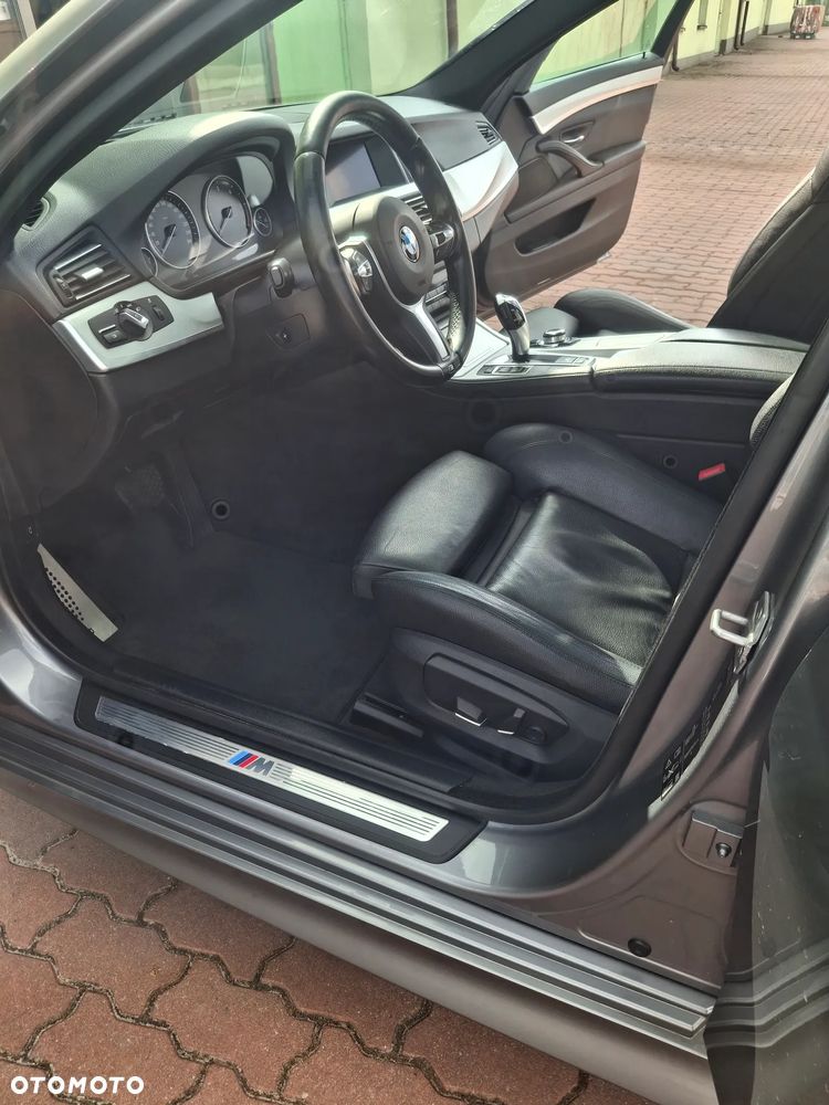 BMW Seria 5 530d xDrive - 8