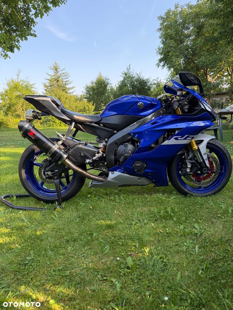 Yamaha R6 - 8