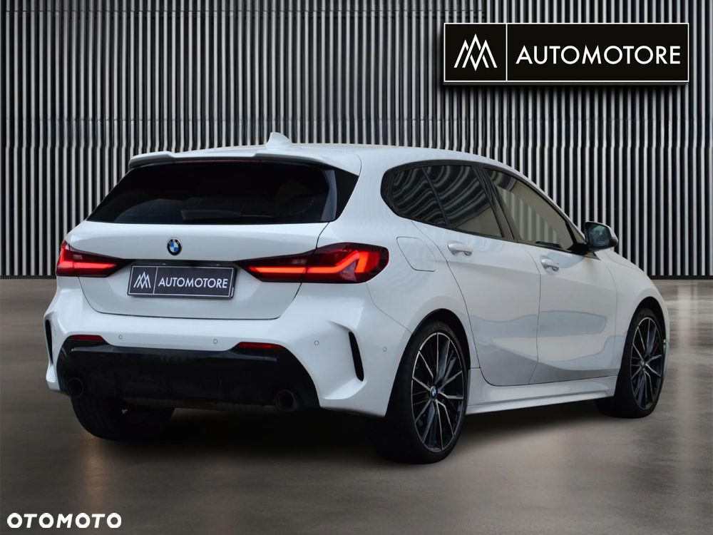BMW Seria 1 120i M Sport - 9
