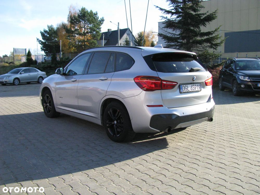 BMW X1 - 4