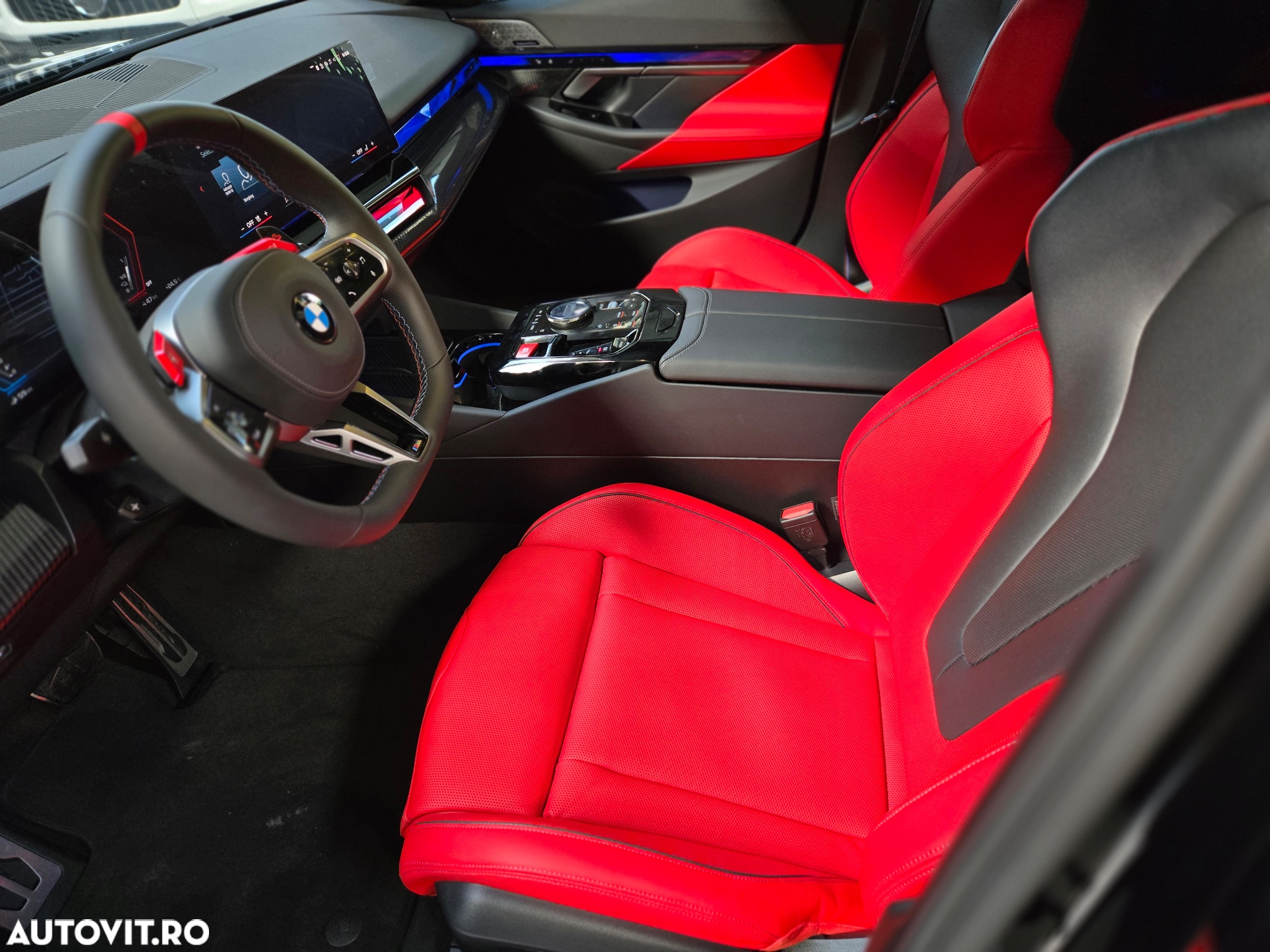 BMW M5 CS AT - 12