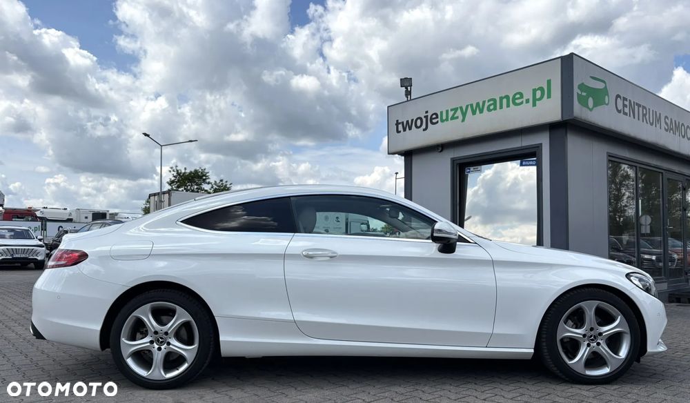 Mercedes-Benz Klasa C 200 4-Matic 9G-Tronic - 5