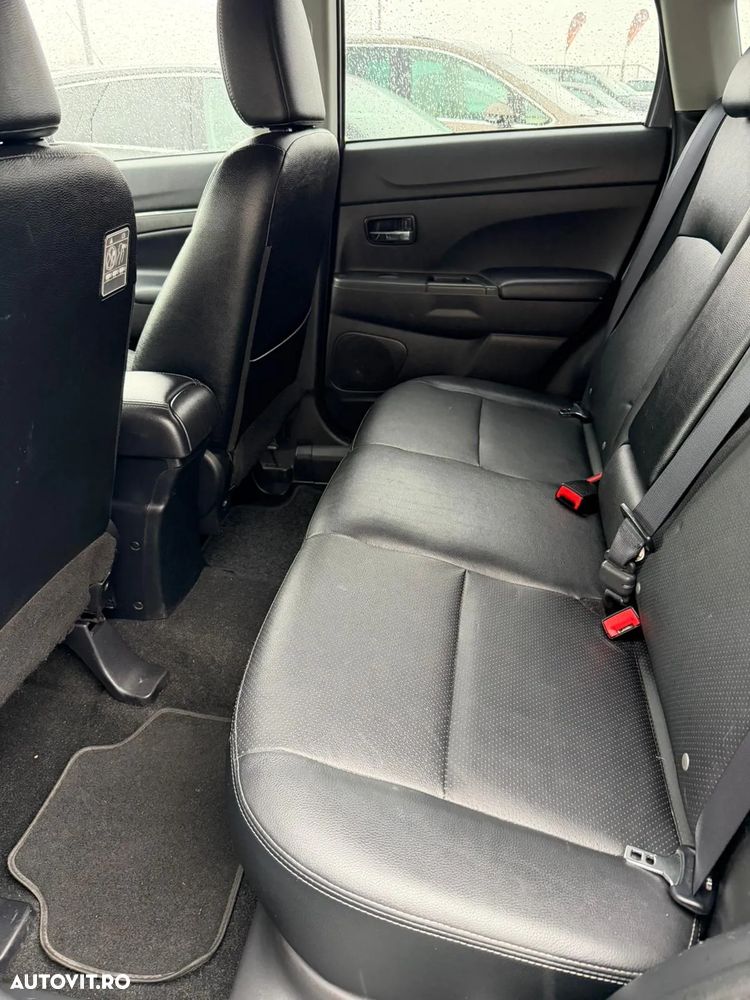 Mitsubishi ASX 2.2 DI-D 4WD Automatik Instyle - 14