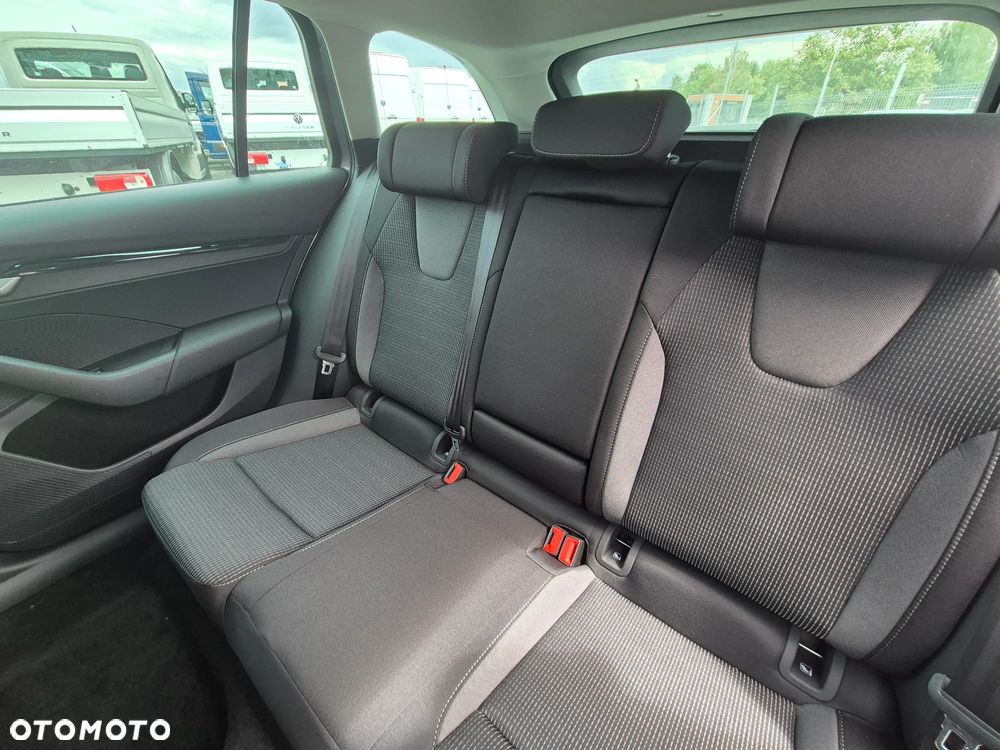 Skoda Octavia 2.0 TDI Sportline DSG - 17