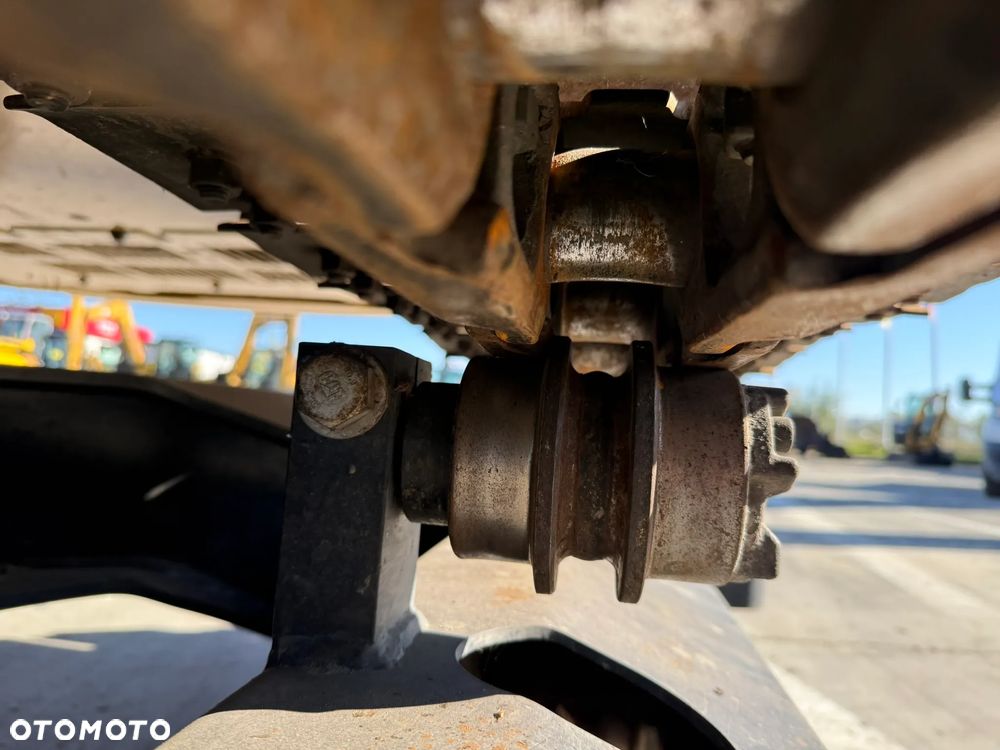 Caterpillar 310 - 31