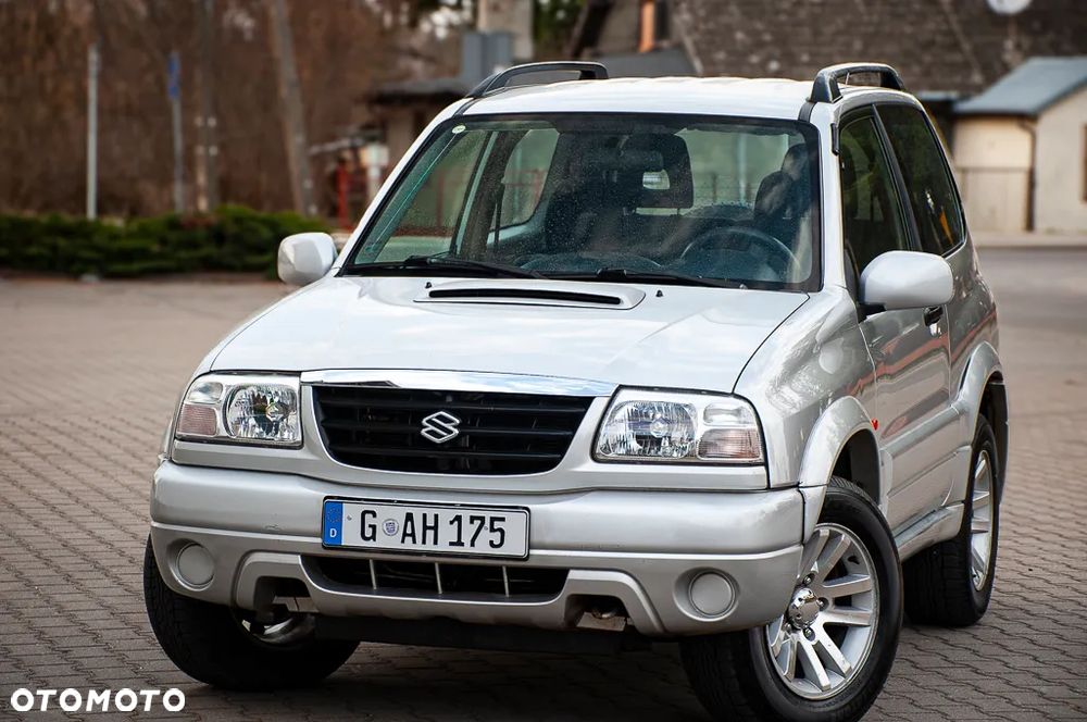 Suzuki Grand Vitara - 11