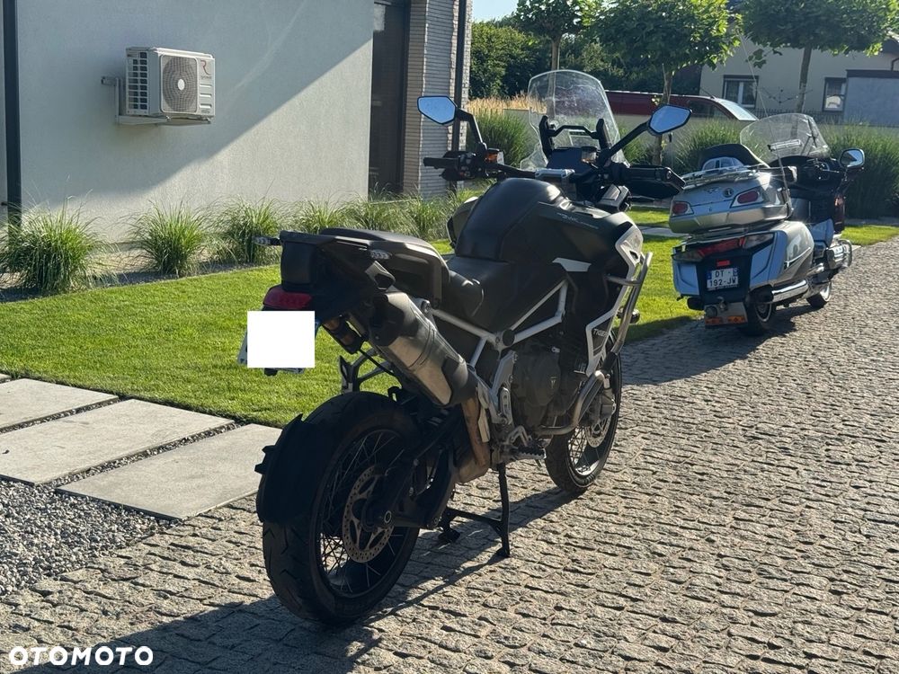 Triumph Tiger - 9
