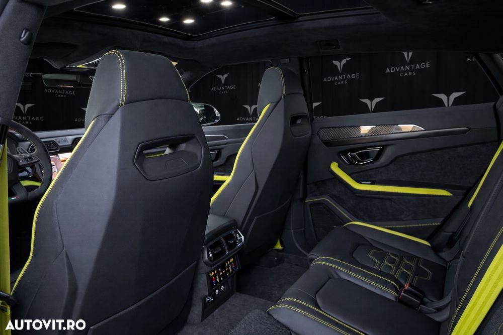 Lamborghini URUS - 8