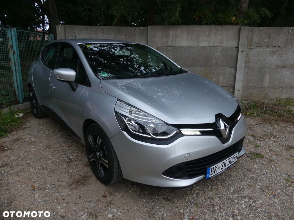 Renault Clio - 8