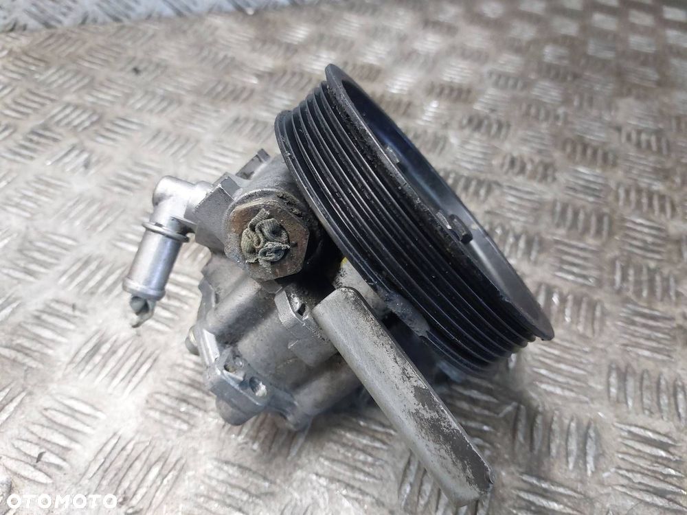 POMPA WSPOMAGANIA BMW E39 520i 2.0 24V - 1