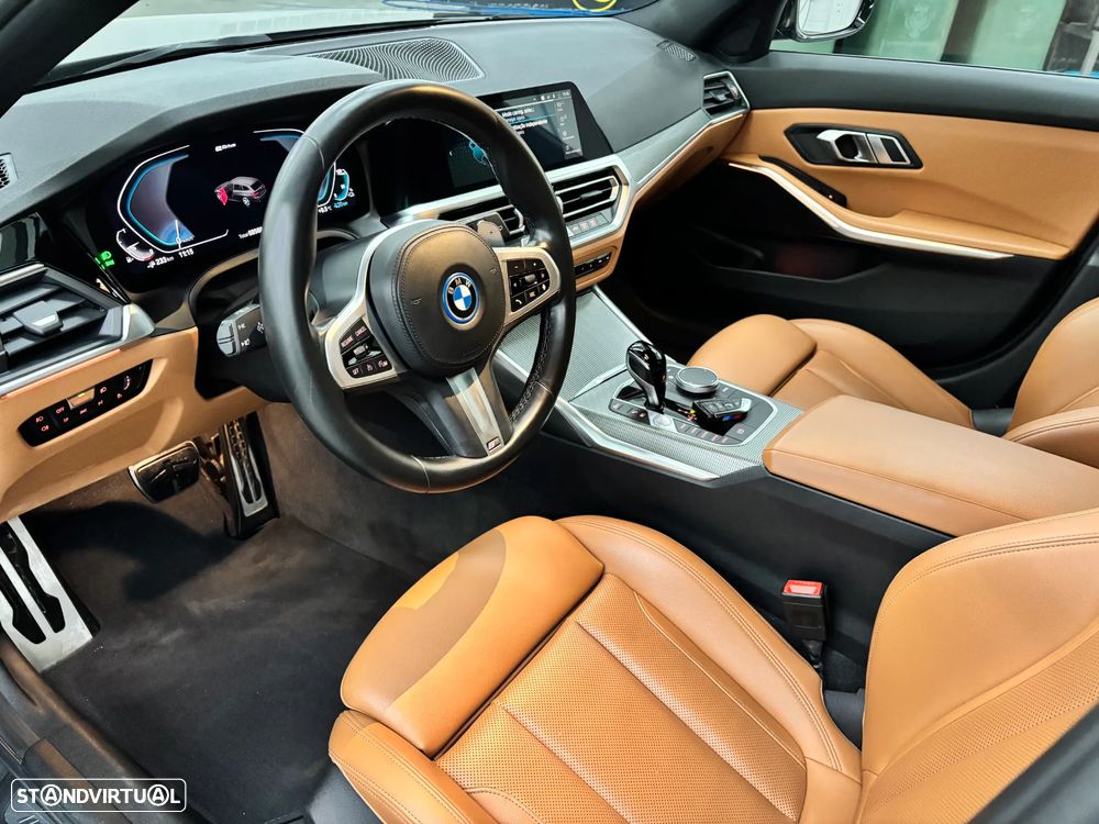 BMW 330 e Pack Desportivo M Auto - 9