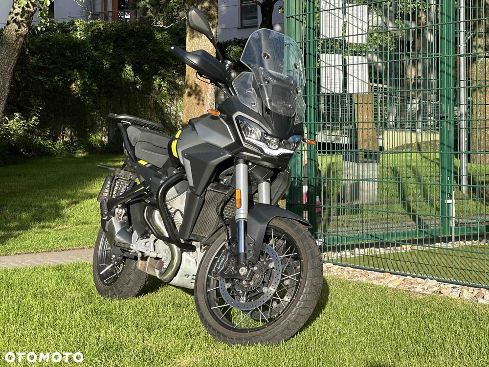 Moto Guzzi Stelvio - 1