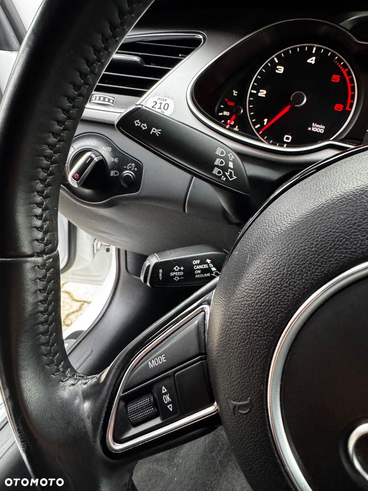 Audi A4 Avant 2.0 TDI DPF S line Sportpaket - 11