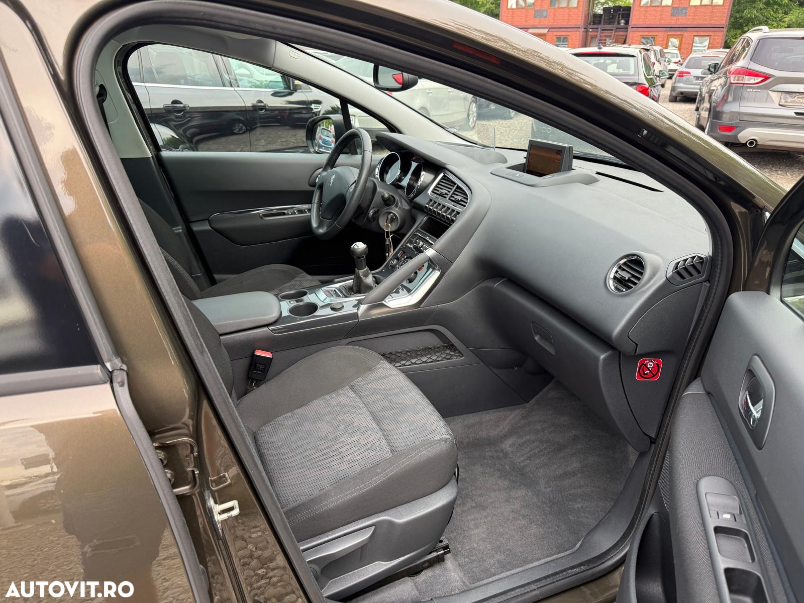 Peugeot 3008 1.6 VTi Acces - 13