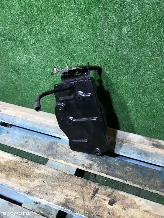 ALFA BRERA 159 SPIDER PODSTAWA AKUMULATORA KOMPLET - 3