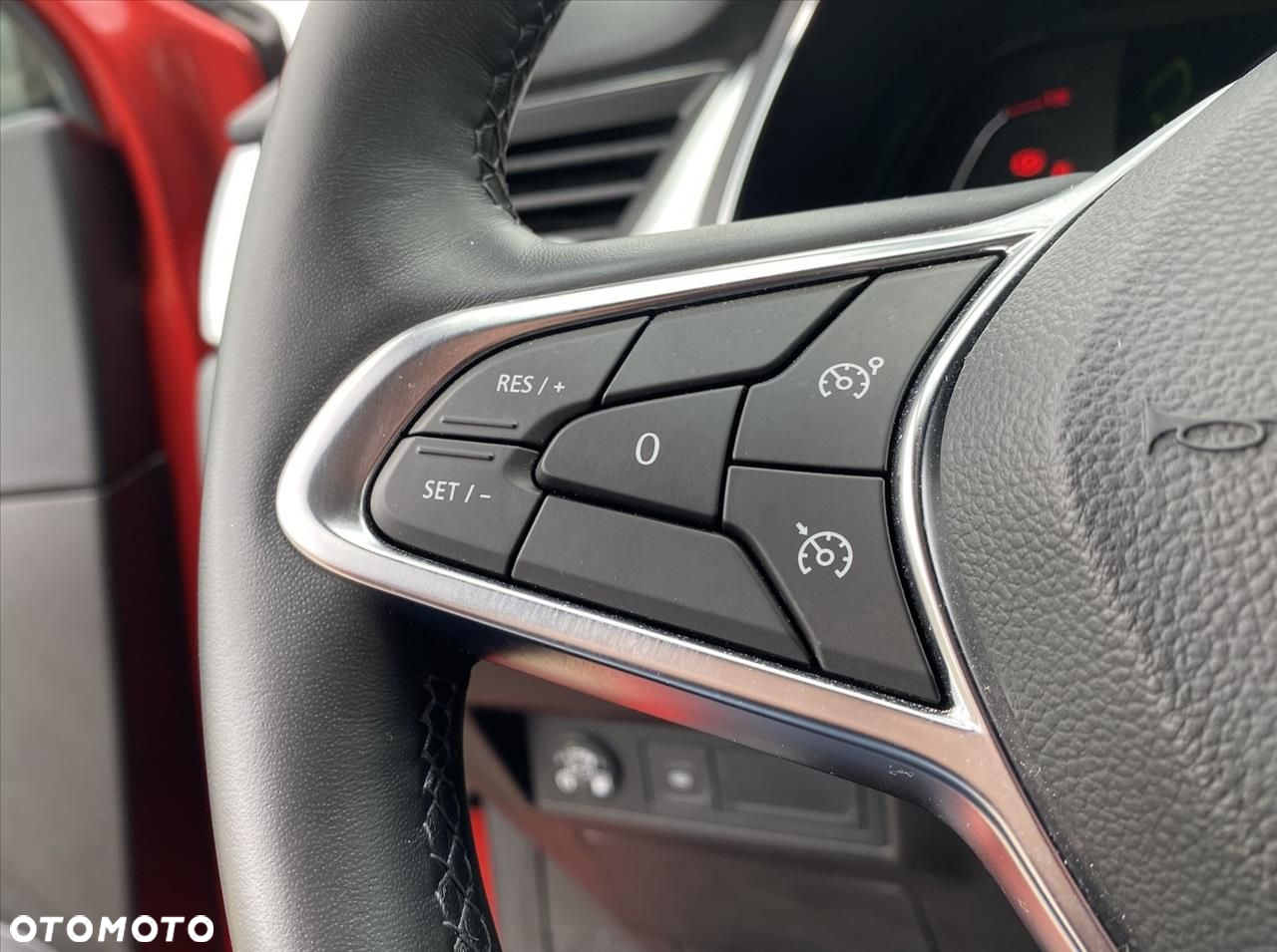 Renault Captur - 17