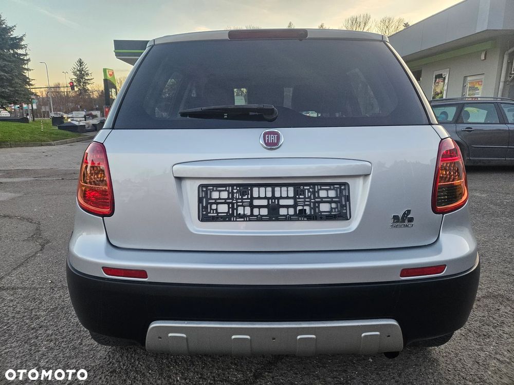 Fiat Sedici 2.0 Multijet DPF 4x4 Lounge - 4