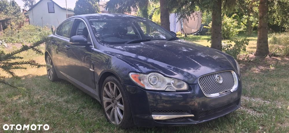 Jaguar XF - 4