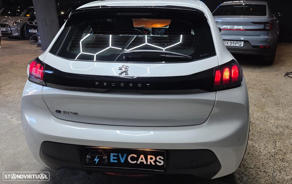 Peugeot e-208 50 kWh Active Pack - 8