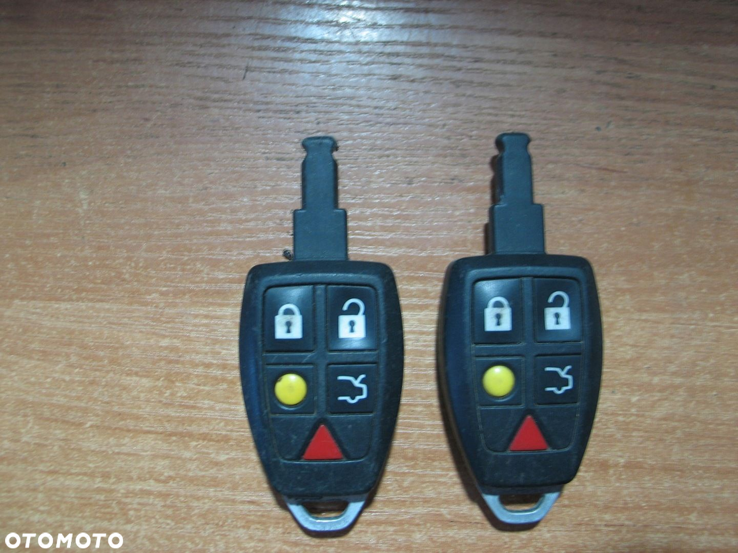 kluczyk pilot obudowa volvo C30 S40 V50 V70 delphi 30772189 - 2