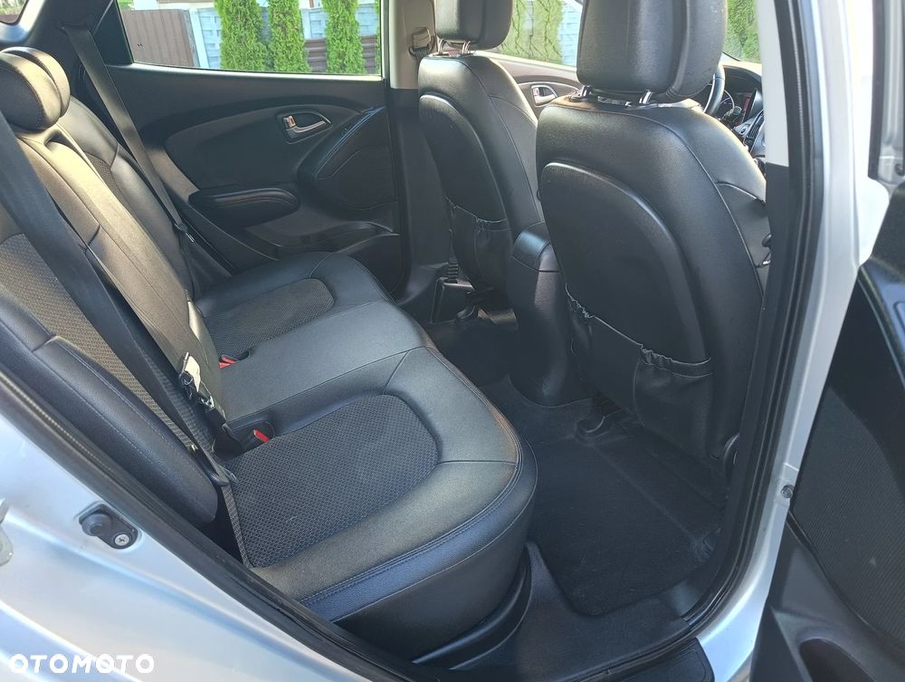 Hyundai ix35 1.7 CRDi 2WD blue Style - 12