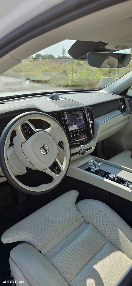 Volvo XC 60 T8 AWD AT PHEV Ultra Dark - 15