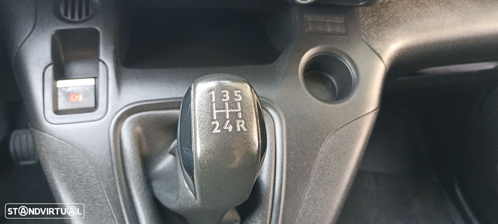Peugeot Partner 1.5 BlueHDi Pro Longa - 28