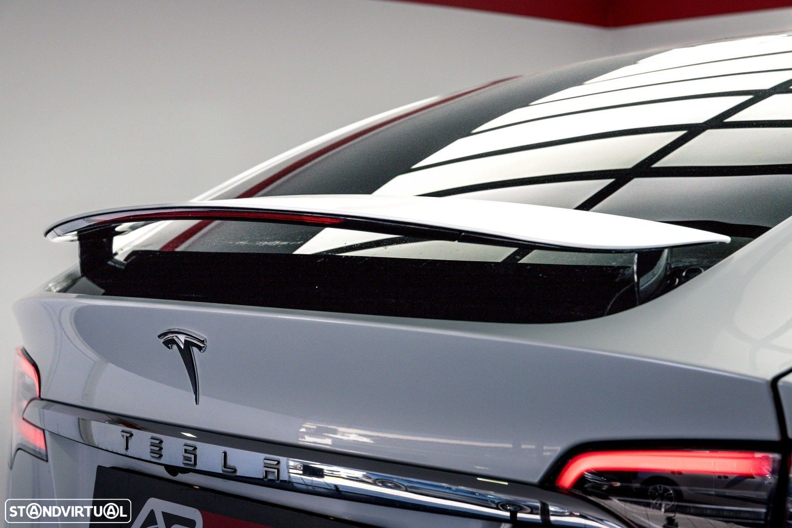 Tesla Model X P100D - 10