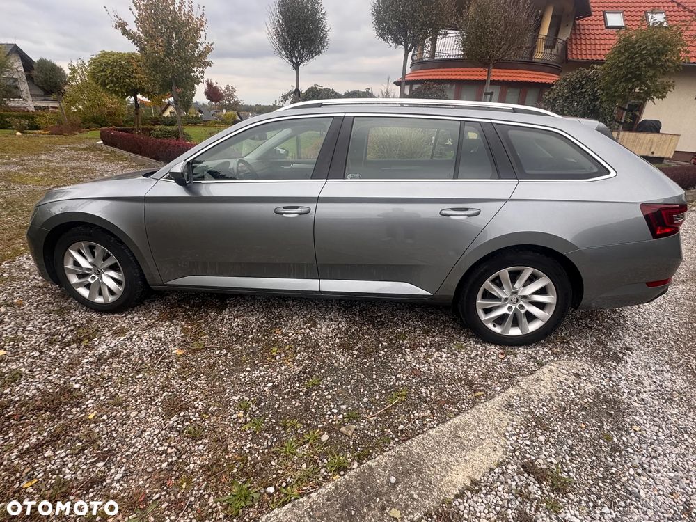 Skoda Superb 2.0 TDI Style DSG - 7