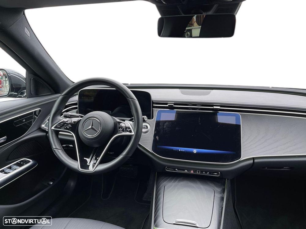 Mercedes-Benz E 220 d - 12