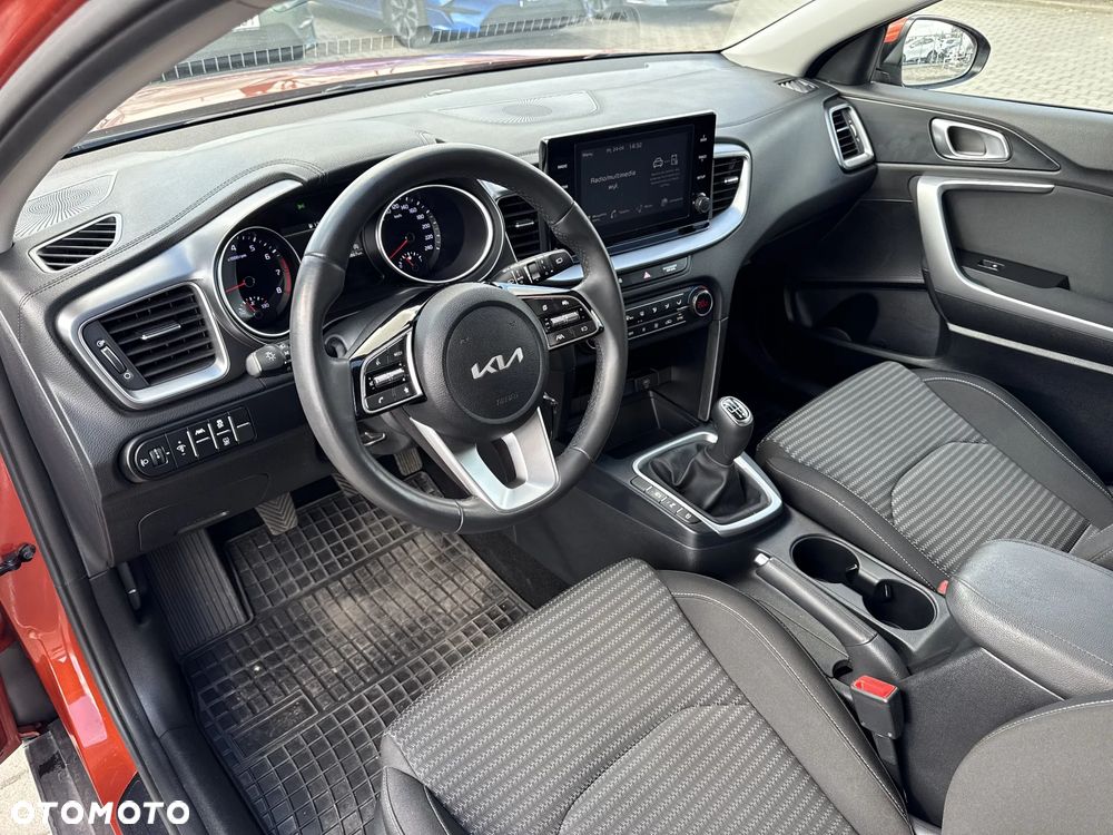 Kia XCeed 1.5 T-GDI M - 10