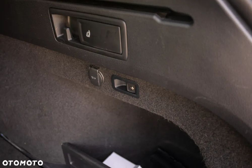 Volkswagen Passat 2.0 TDI BMT Highline DSG7 - 23