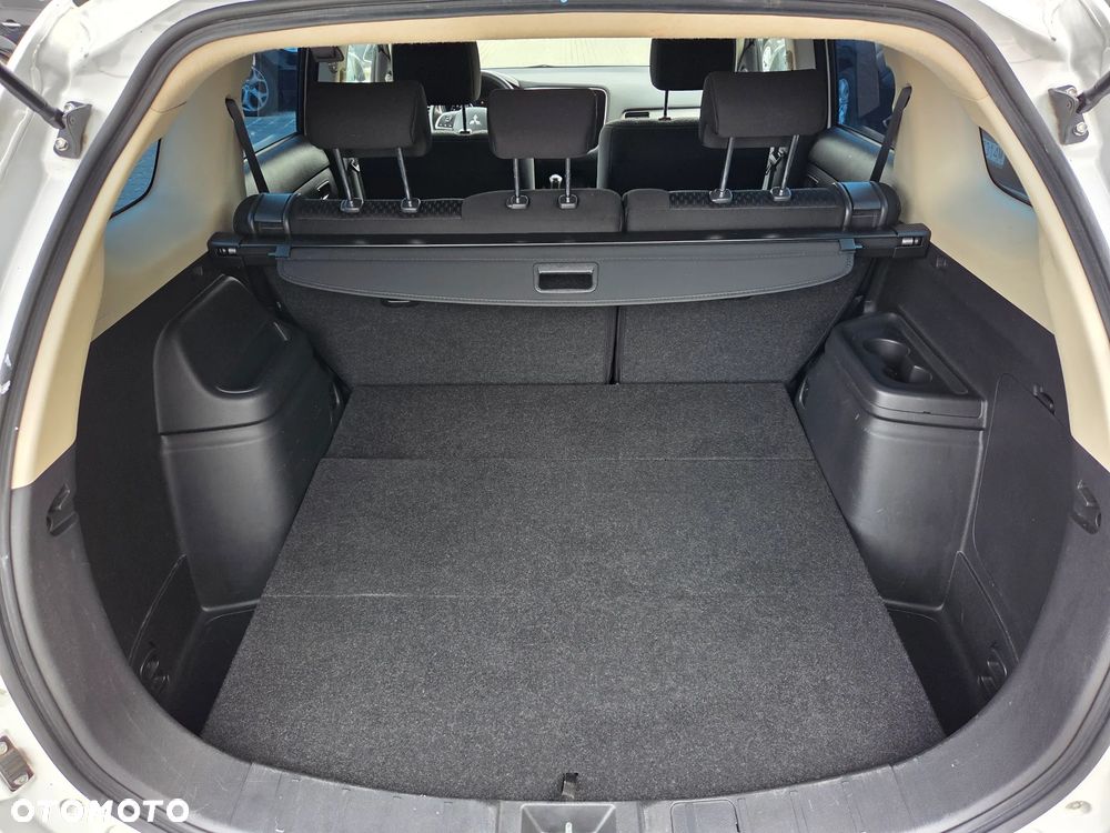 Mitsubishi Outlander 2.0 City Style 2WD - 9