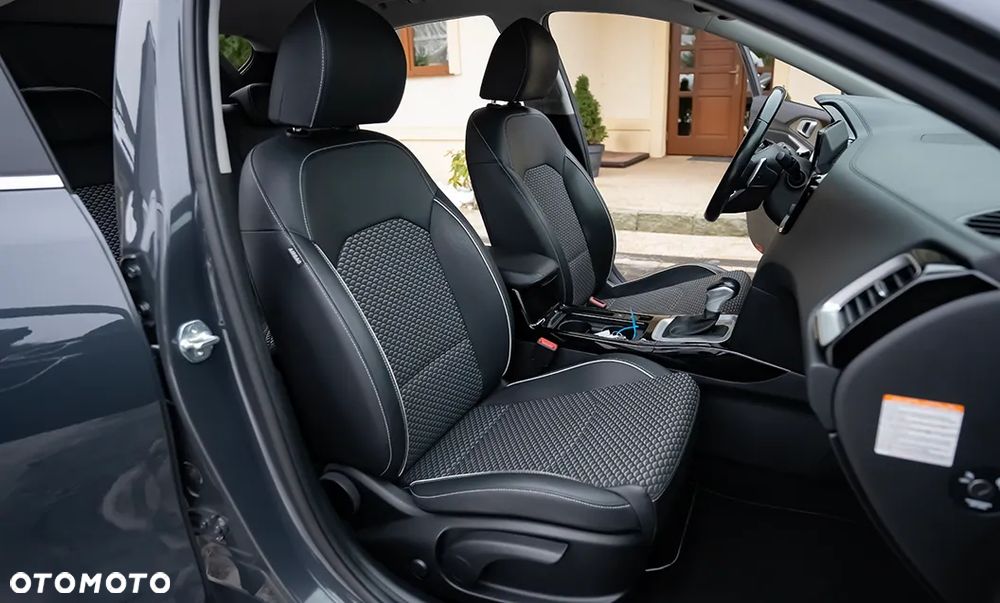 Kia XCeed 1.6 CRDi Eco-Dynamics+(48V Mild-Hybrid) DCT7 SPIRIT - 32