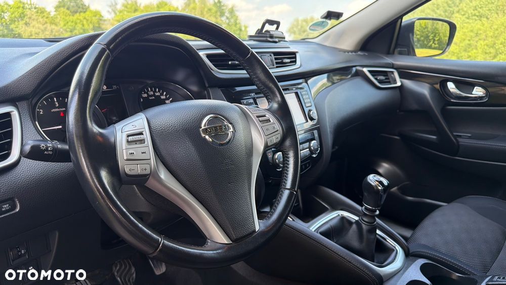 Nissan Qashqai 1.5 dCi DPF 360 - 23