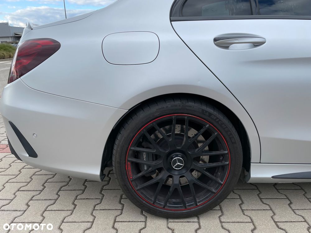 Mercedes-Benz Klasa C AMG 63 S - 10