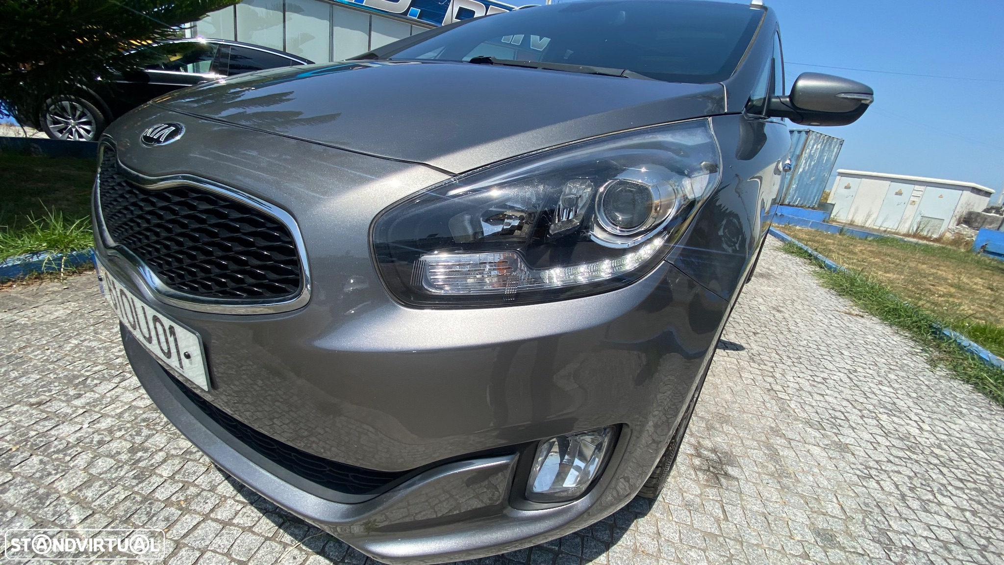 Kia Carens 1.7 CRDi ISG TX - 17