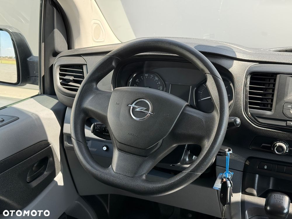 Opel Vivaro - 12