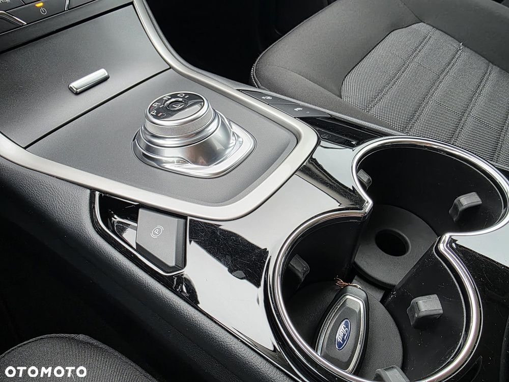 Ford S-Max 2.5 Duratec FHEV TREND - 22