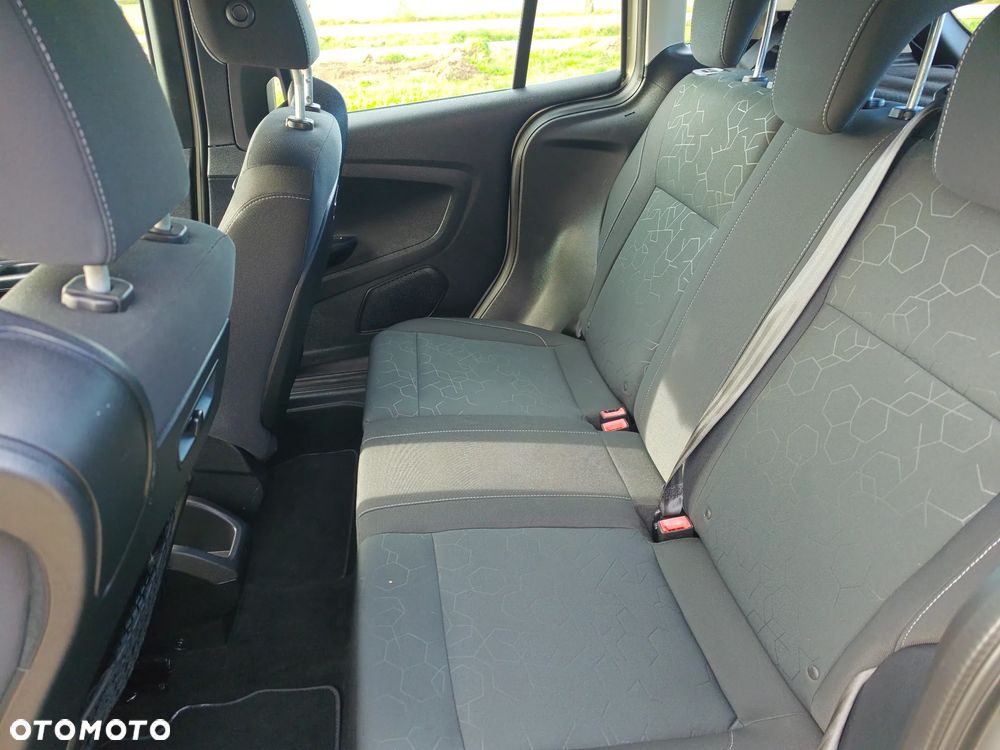 Ford B-MAX - 22