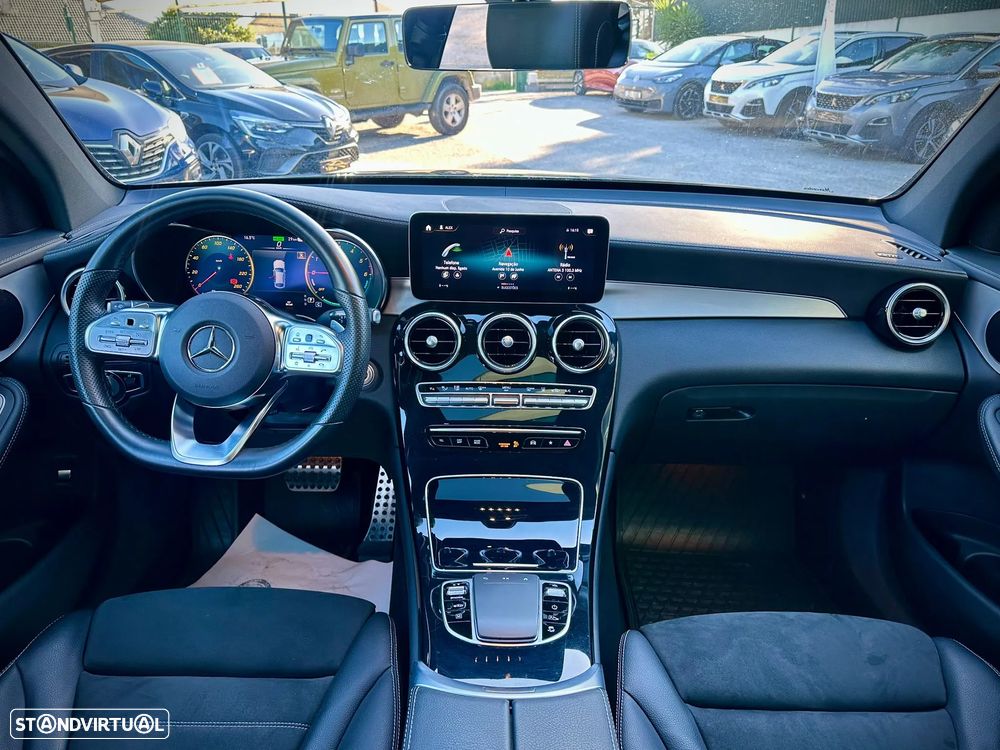 Mercedes-Benz GLC 300 de Coupe 4Matic 9G-TRONIC AMG Line - 9